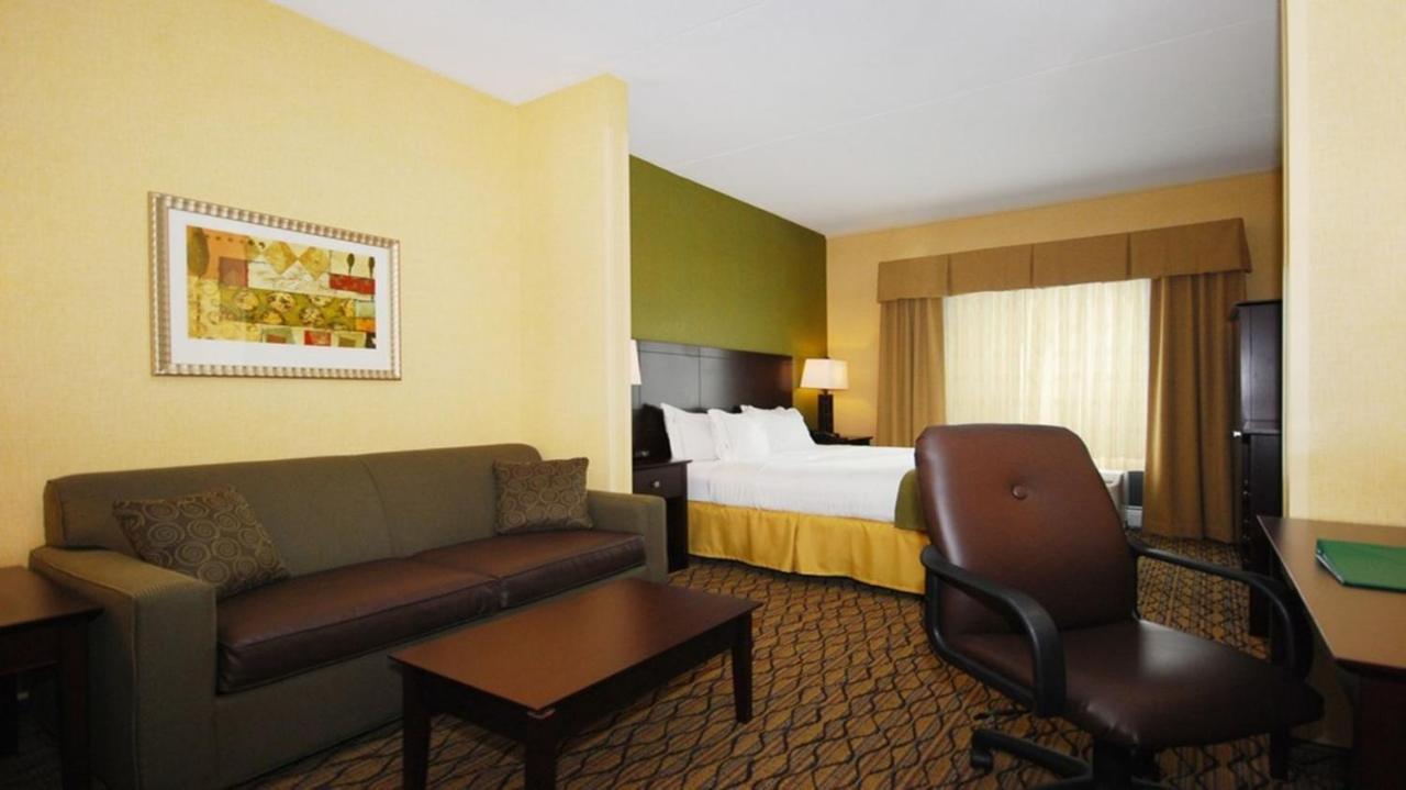 Wingate By Wyndham Kittanning Hotel Bagian luar foto